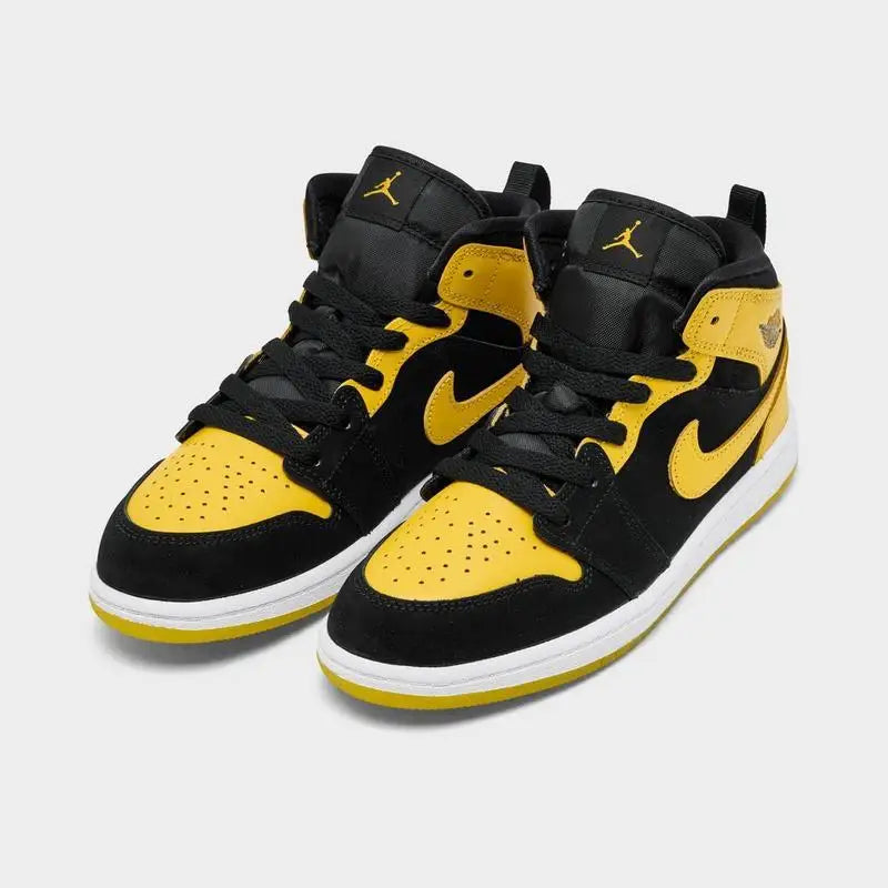 | Little Kids' Air Jordan Retro 1 Mid SE Casual Shoes