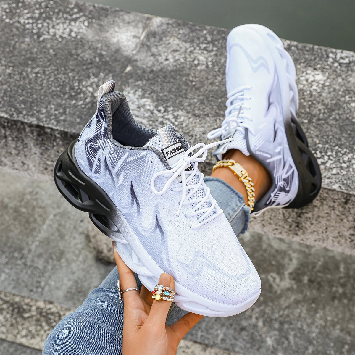 Women Casual Sports Shoes Breathable Lightweight Sneakers  Running Walking Shoes Female Vulcanized Shoes