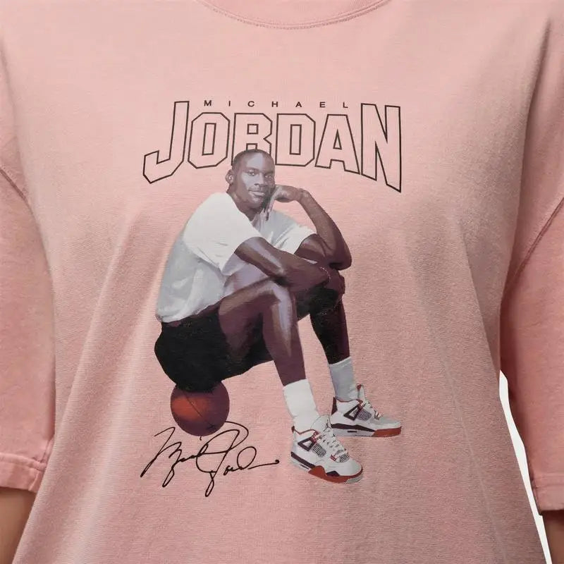 Jordan | Women's Jordan Short-Sleeve Oversized Graphic T-Shirt