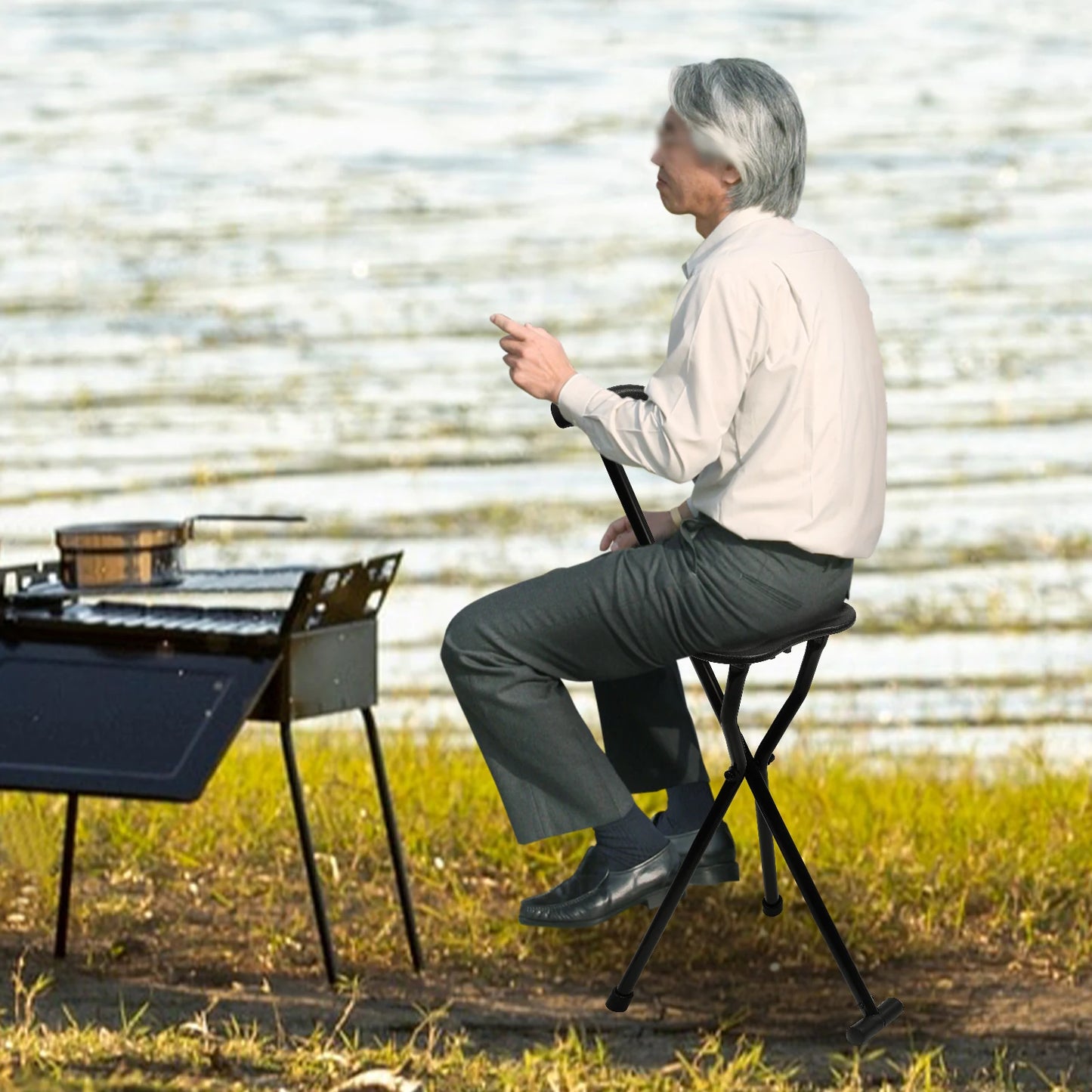 Walking Stick Cane Chair Folding Cane with Seat 35.4 Inches Tall and Supports up to 249.12lbs